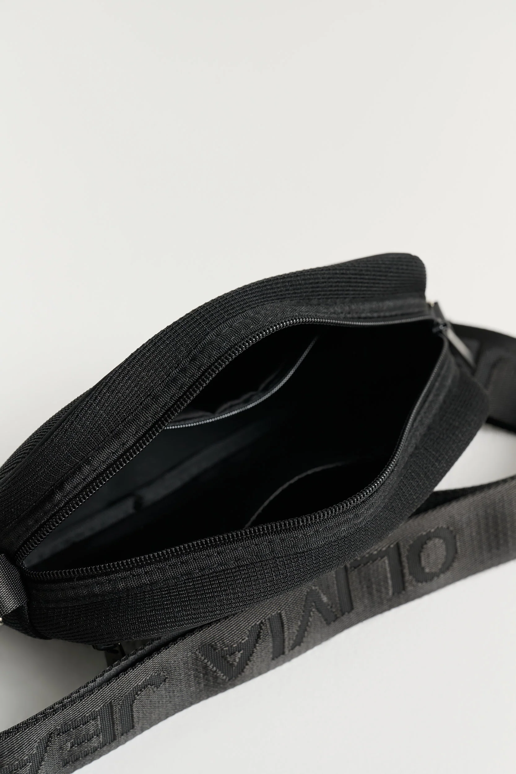 Serene (Ribbed Black) Neoprene Crossbody Bag - Image 4