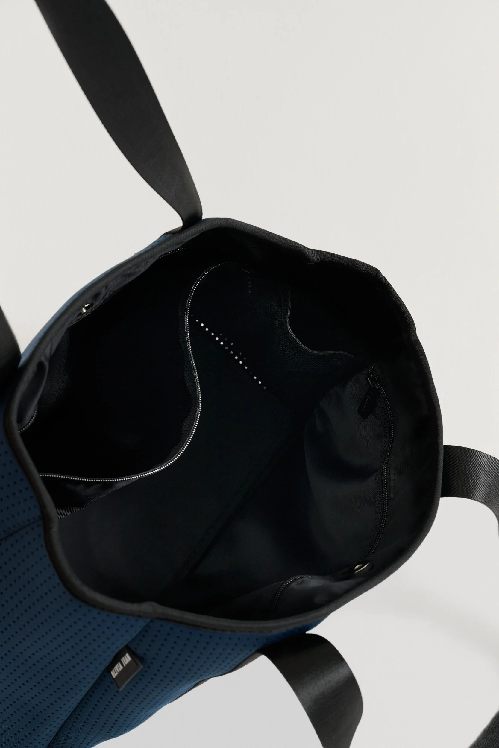 Signature (Navy) Neoprene Tote - Image 4
